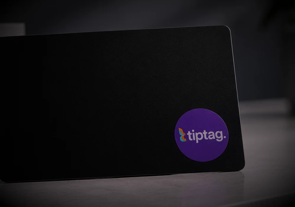 Card tiptag nera
